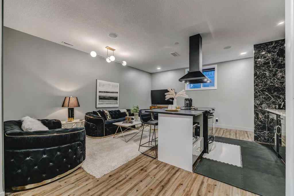 MLS® A2260206 - 630 Rocky Ridge View NW in Rocky Ridge Calgary, Residential