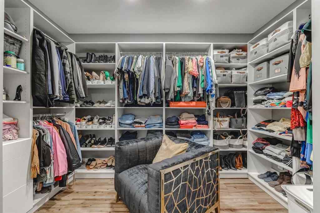 MLS® A2260206 - 630 Rocky Ridge View NW in Rocky Ridge Calgary, Residential