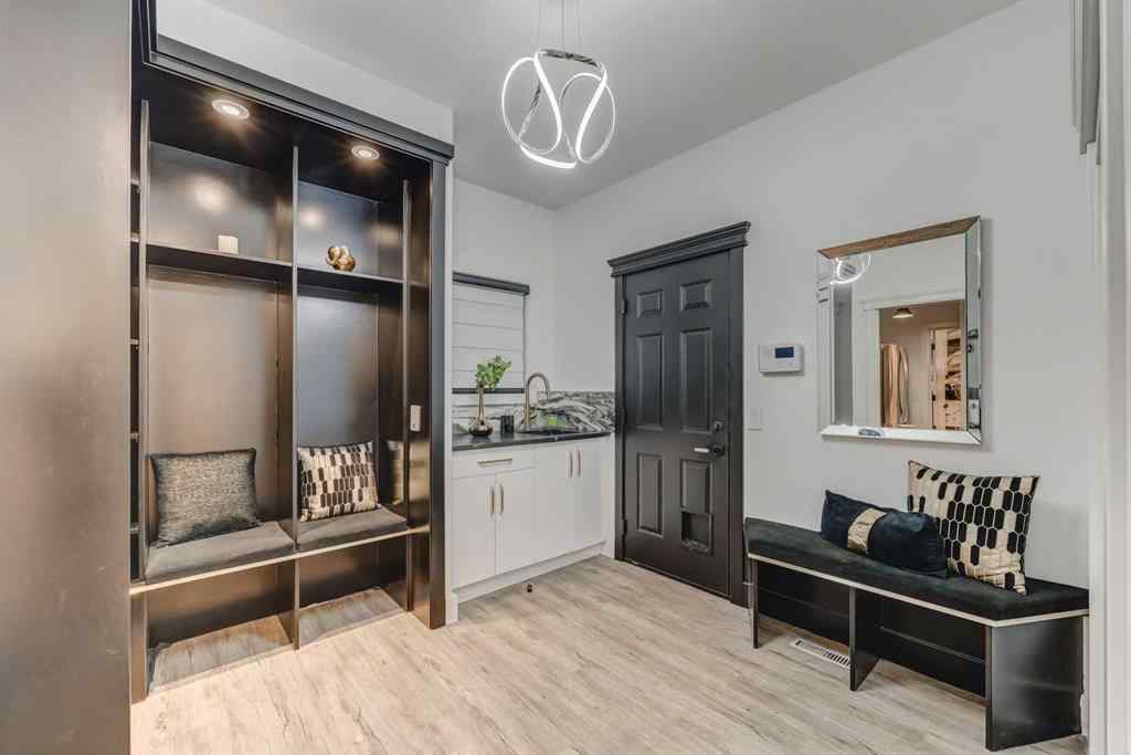 MLS® A2260206 - 630 Rocky Ridge View NW in Rocky Ridge Calgary, Residential