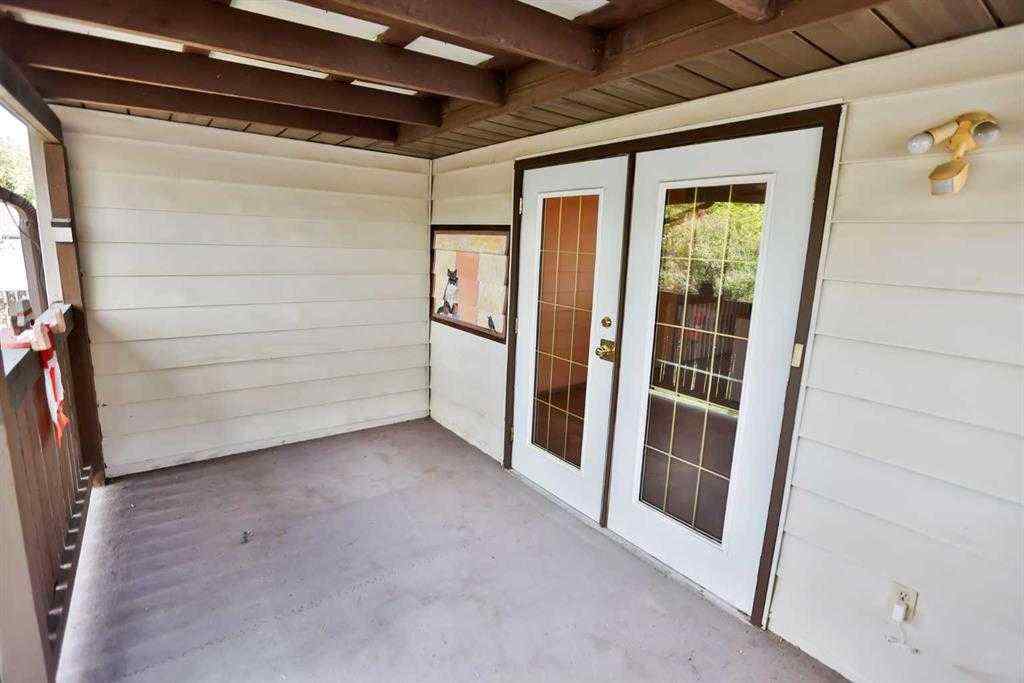 MLS® A2260212 - 418 Dieppe Boulevard S in Glendale Lethbridge, Residential