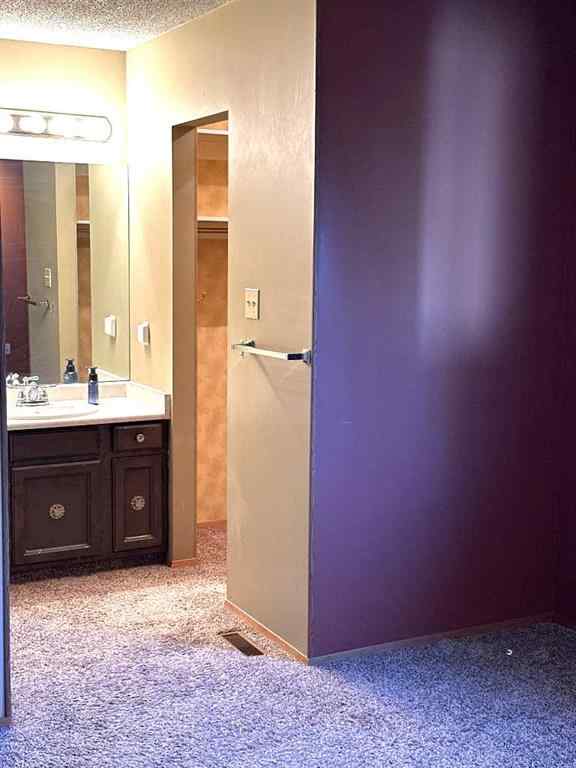 MLS® A2260212 - 418 Dieppe Boulevard S in Glendale Lethbridge, Residential