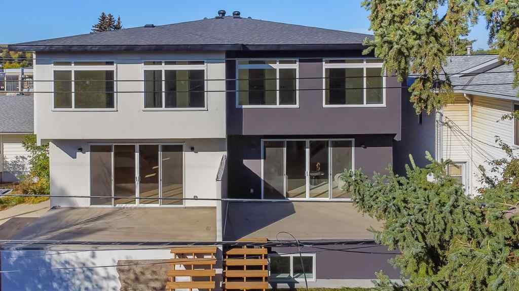 MLS® A2260221 - 415 37 Avenue NW in Highland Park Calgary, Residential