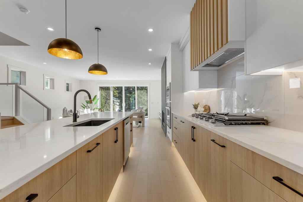 MLS® A2260221 - 415 37 Avenue NW in Highland Park Calgary, Residential