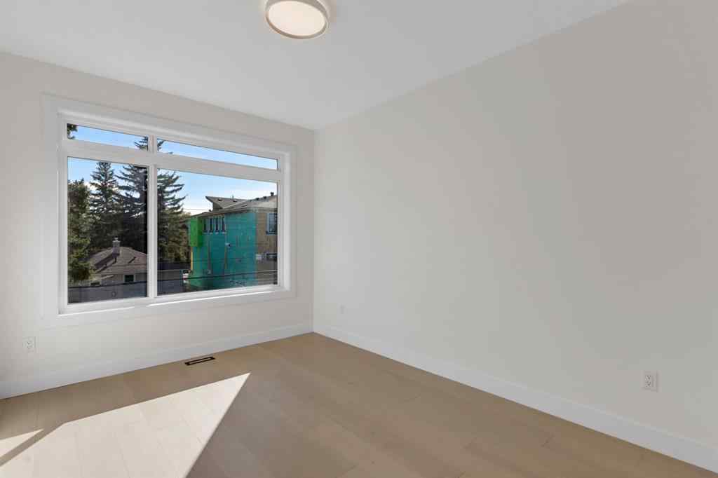 MLS® A2260221 - 415 37 Avenue NW in Highland Park Calgary, Residential