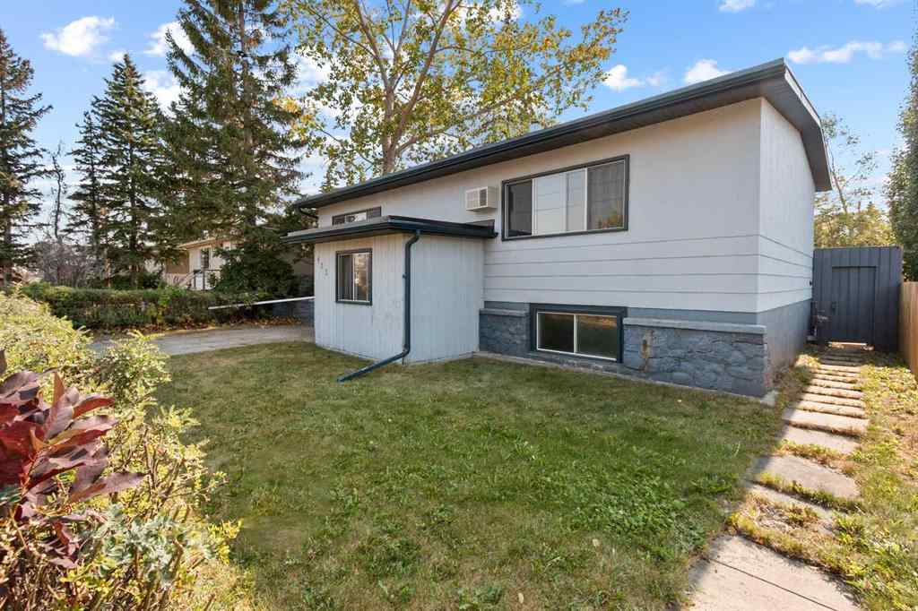 MLS® A2260229 - 433 1 Avenue NE in The Village Airdrie, Residential