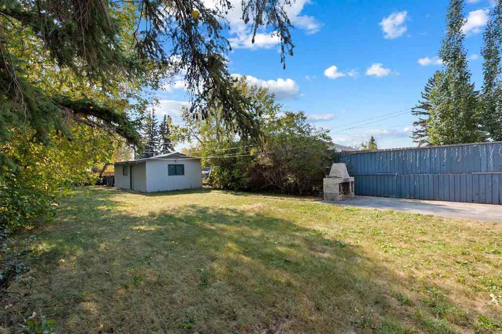 MLS® A2260229 - 433 1 Avenue NE in The Village Airdrie, Residential