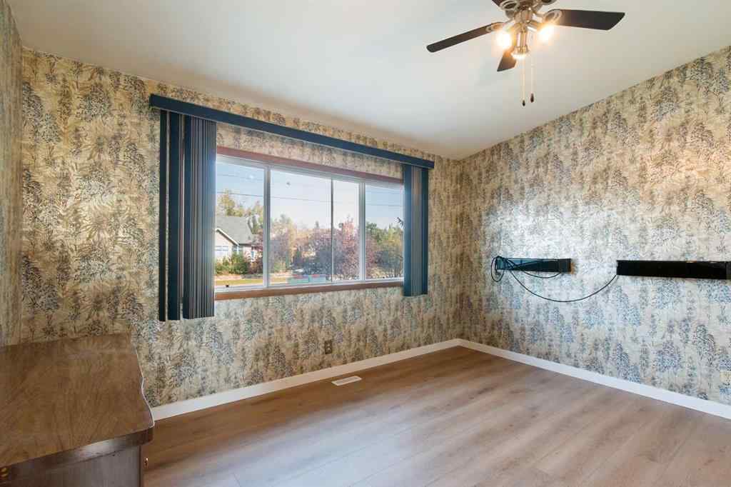 MLS® A2260229 - 433 1 Avenue NE in The Village Airdrie, Residential