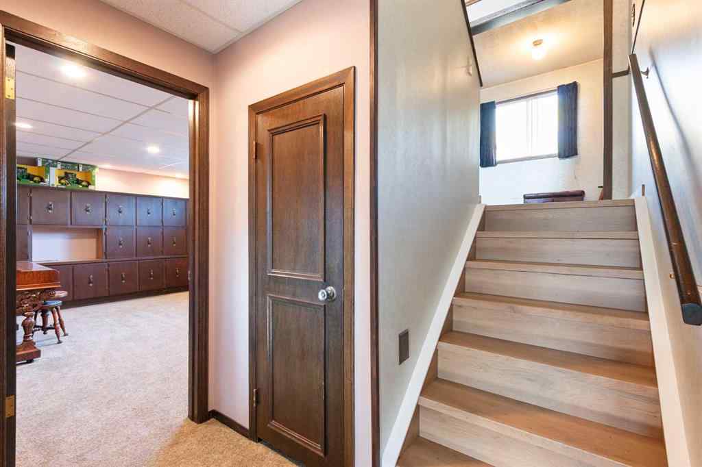 MLS® A2260229 - 433 1 Avenue NE in The Village Airdrie, Residential