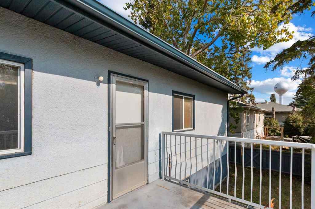 MLS® A2260229 - 433 1 Avenue NE in The Village Airdrie, Residential