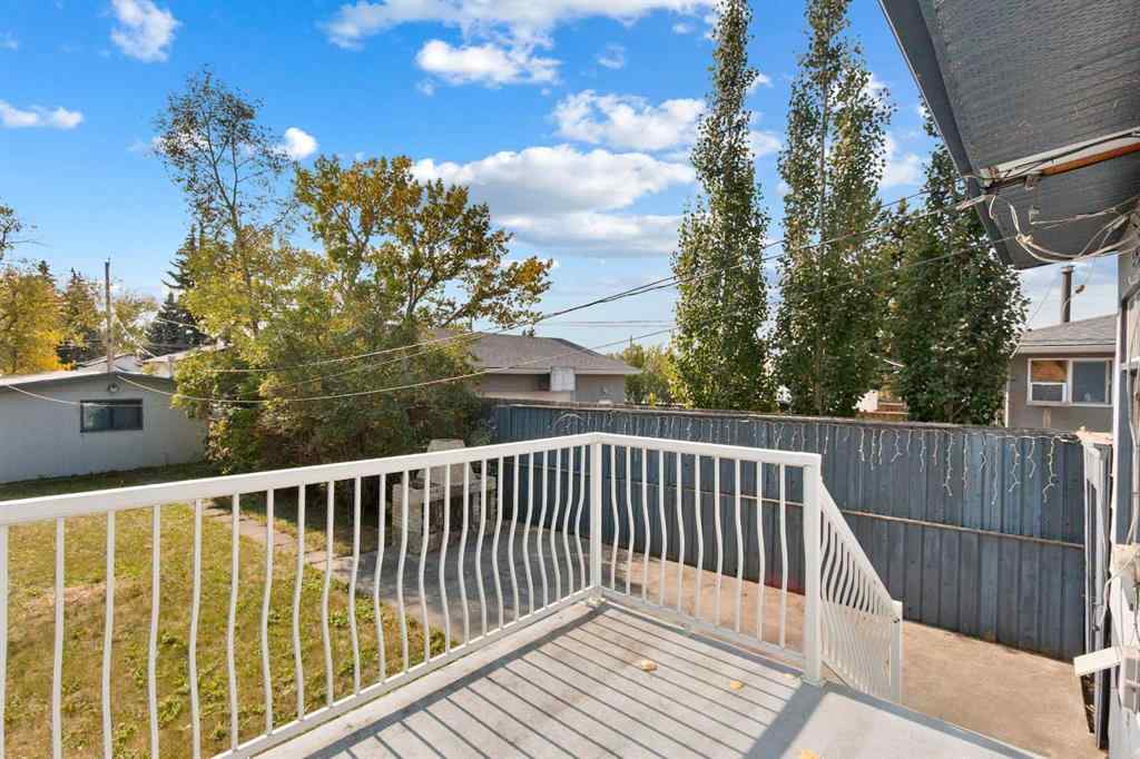 MLS® A2260229 - 433 1 Avenue NE in The Village Airdrie, Residential