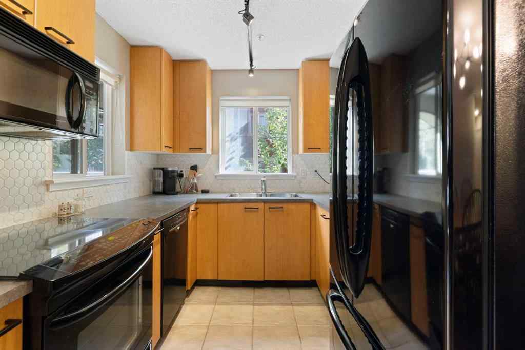 MLS® A2260240 - Unit #141 22 Richard Place SW in Lincoln Park Calgary, Residential