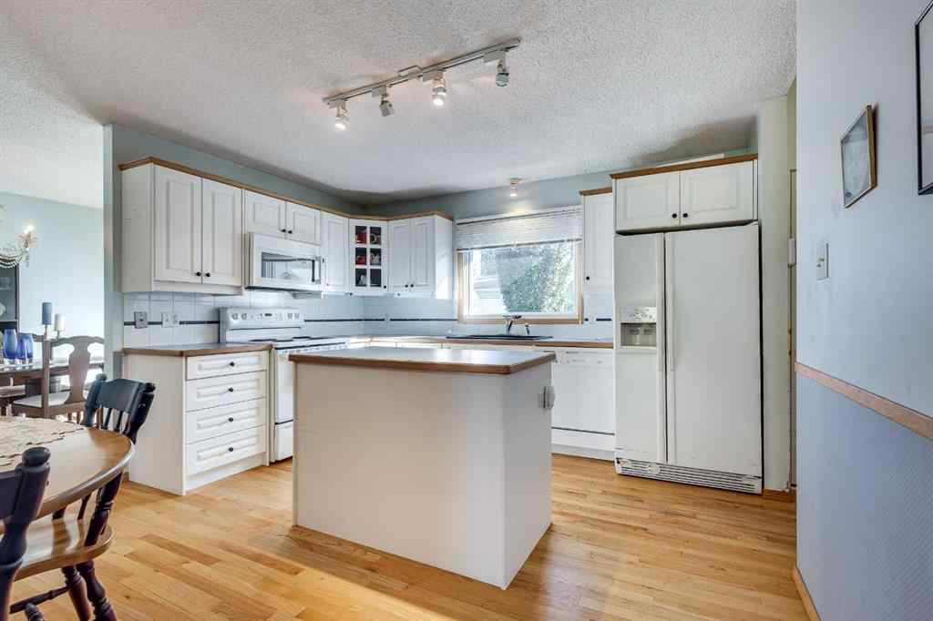 MLS® A2260241 - 40 Anders Close  in Anders Park Red Deer, Residential