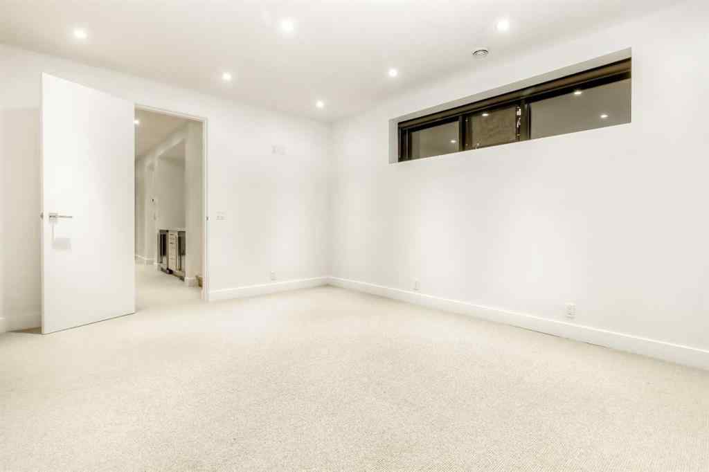 MLS® A2260248 - 2103 6 Avenue NW in West Hillhurst Calgary, Residential