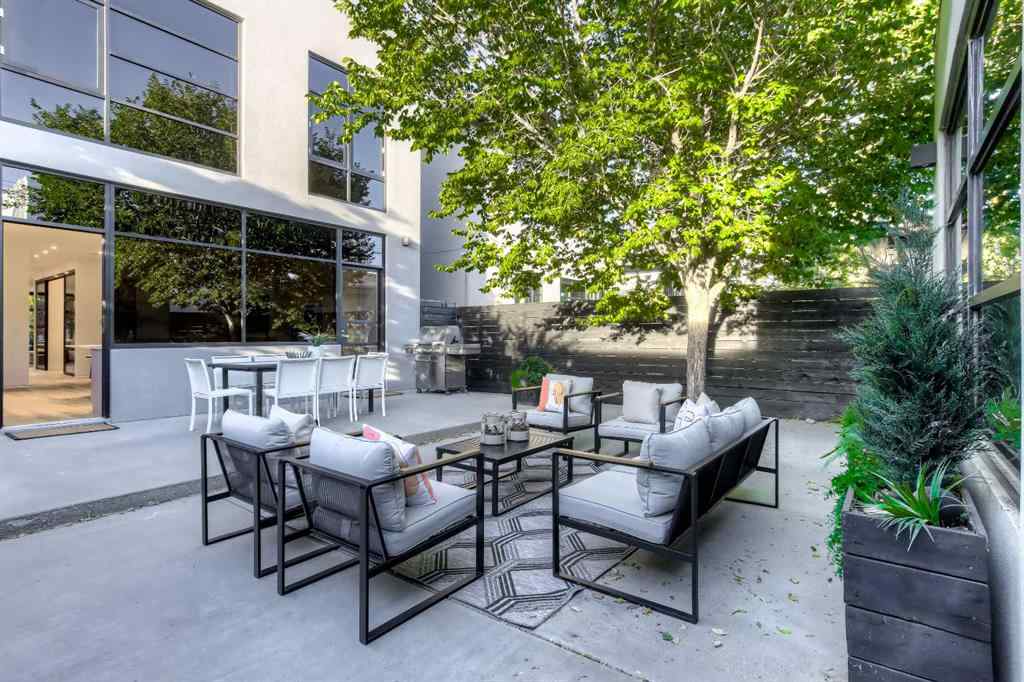 MLS® A2260248 - 2103 6 Avenue NW in West Hillhurst Calgary, Residential