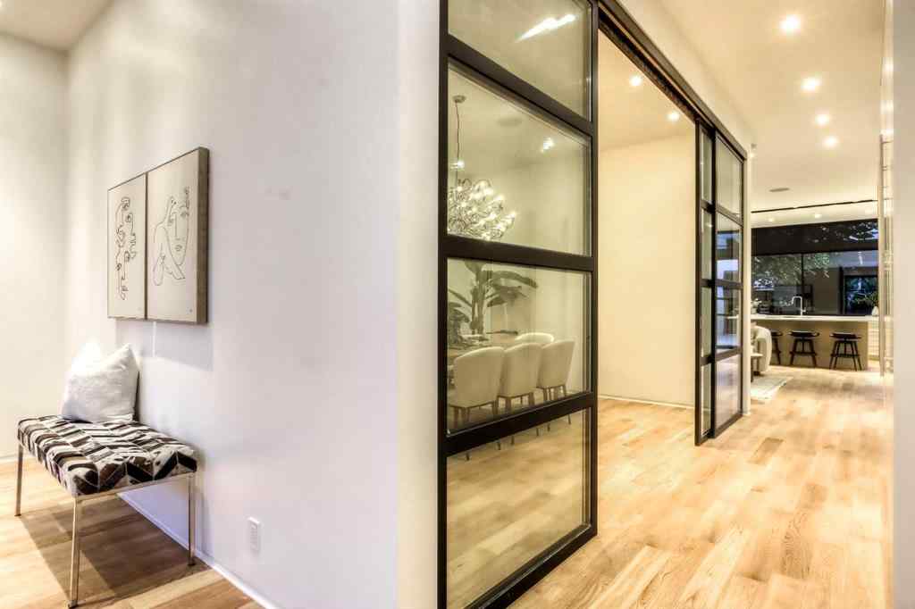 MLS® A2260248 - 2103 6 Avenue NW in West Hillhurst Calgary, Residential