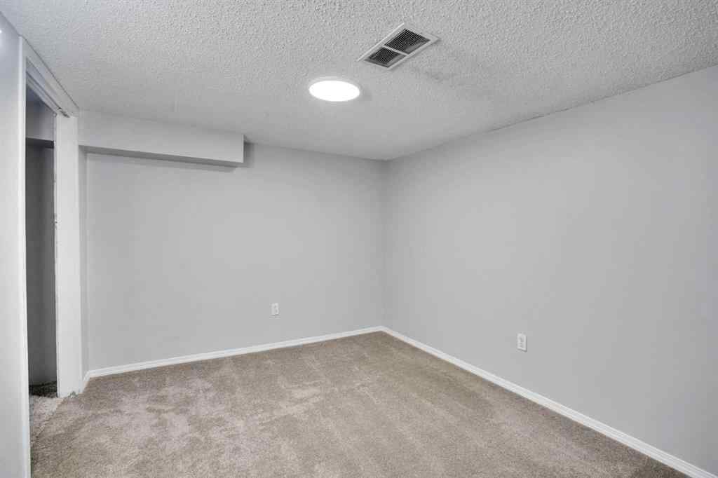 MLS® A2260250 - 20 Tararidge Close NE in Taradale Calgary, Residential