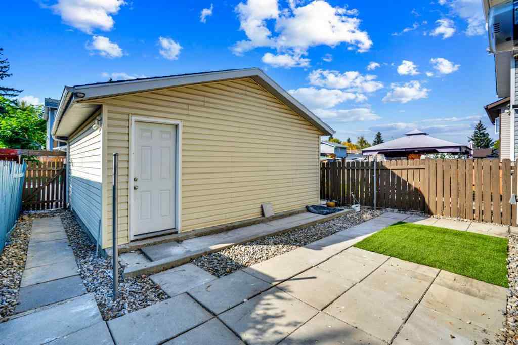 MLS® A2260250 - 20 Tararidge Close NE in Taradale Calgary, Residential