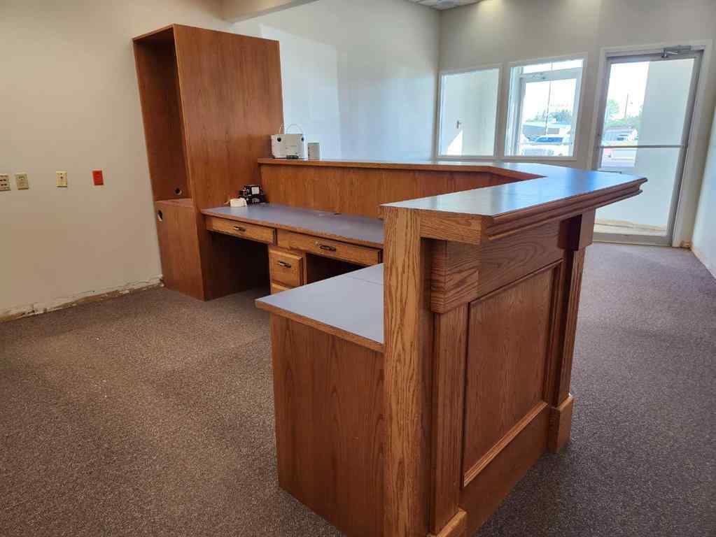 MLS® A2260252 - Unit #106 4402 52 Avenue  in West Lloydminster Lloydminster, Commercial