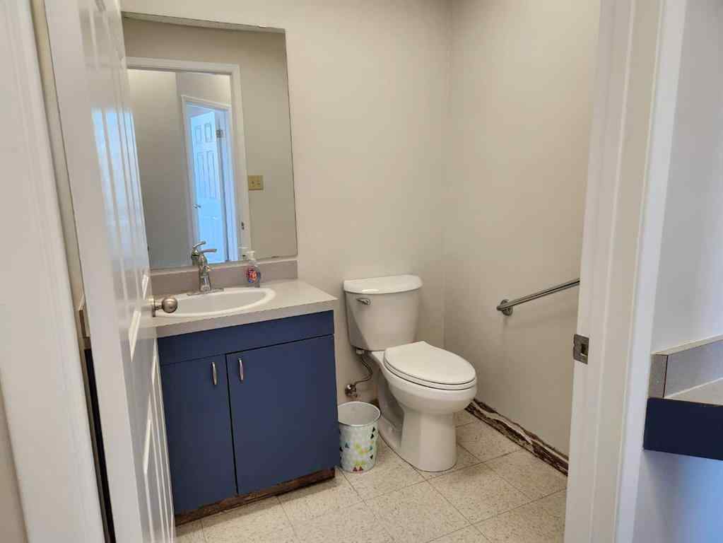 MLS® A2260252 - Unit #106 4402 52 Avenue  in West Lloydminster Lloydminster, Commercial