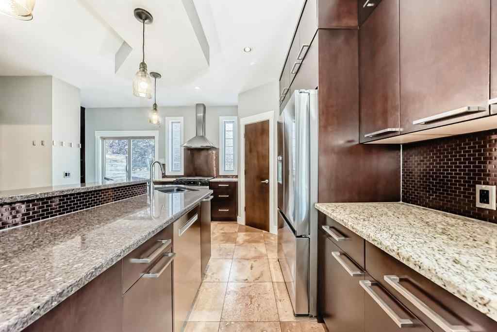 MLS® A2260253 - 2428 31 Avenue SW in Richmond Calgary, Residential