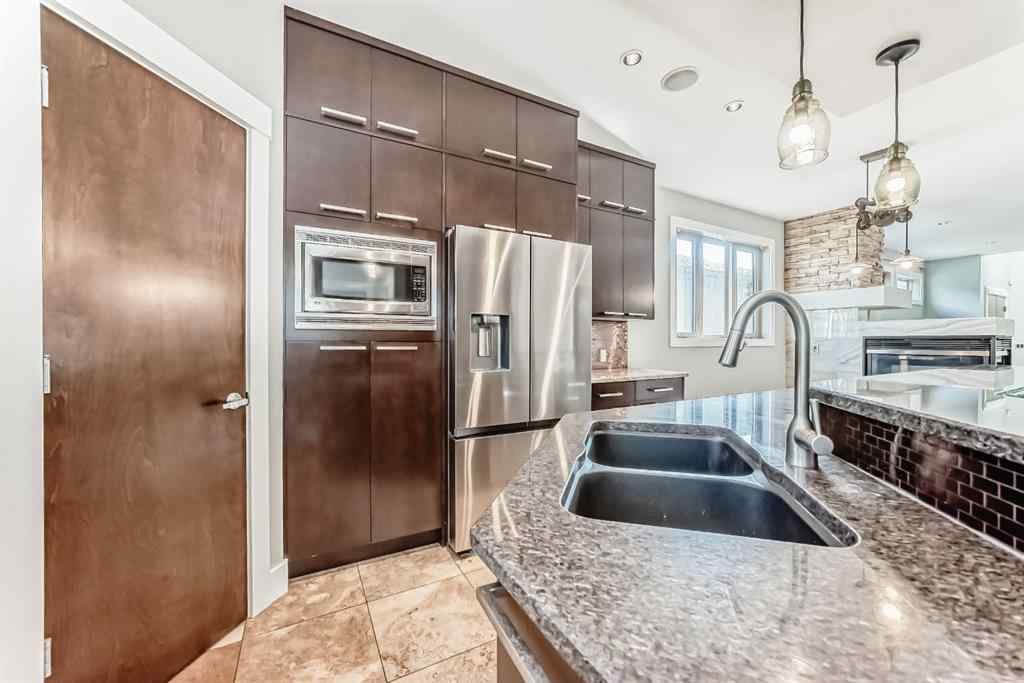 MLS® A2260253 - 2428 31 Avenue SW in Richmond Calgary, Residential