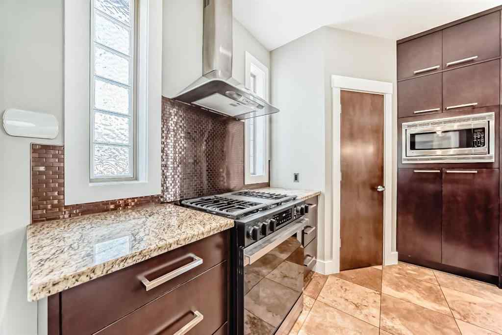 MLS® A2260253 - 2428 31 Avenue SW in Richmond Calgary, Residential