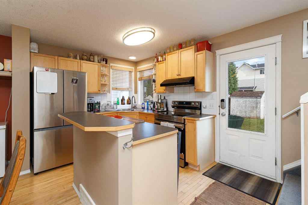 MLS® A2260255 - 248 Prestwick Avenue SE in McKenzie Towne Calgary, Residential