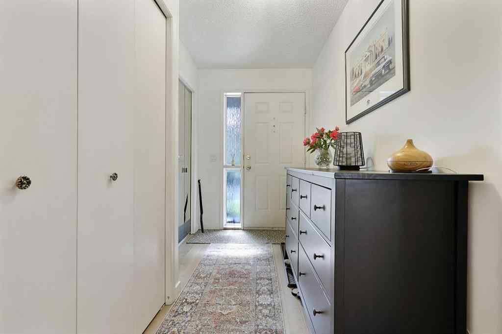 MLS® A2260262 - 72 Coach Side Terrace SW in Coach Hill Calgary, Residential