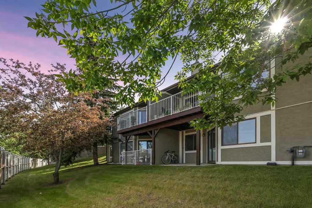 MLS® A2260262 - 72 Coach Side Terrace SW in Coach Hill Calgary, Residential