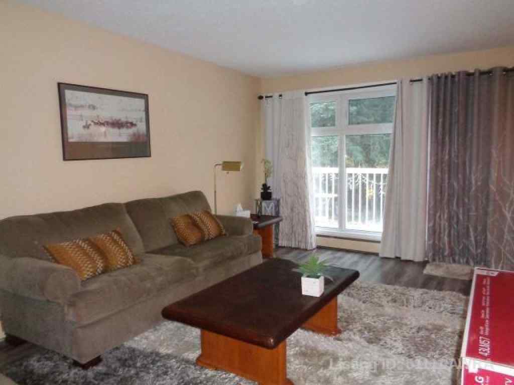 MLS® A2260263 - Unit #8 414 41 Street  in Edson Edson, Residential