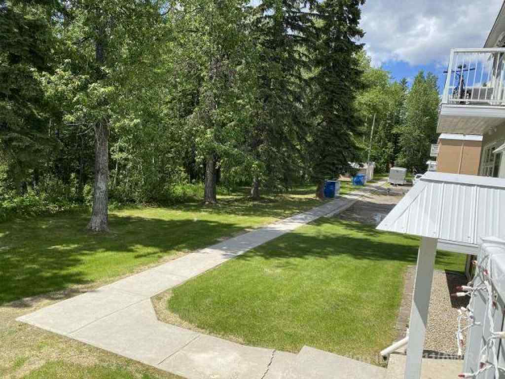 MLS® A2260263 - Unit #8 414 41 Street  in Edson Edson, Residential