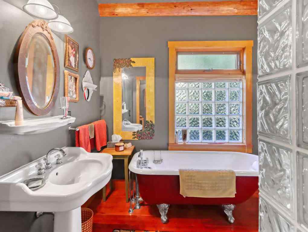 MLS® A2260273 - 15 Canyon Road  in Canyon Ridge Canmore, Residential