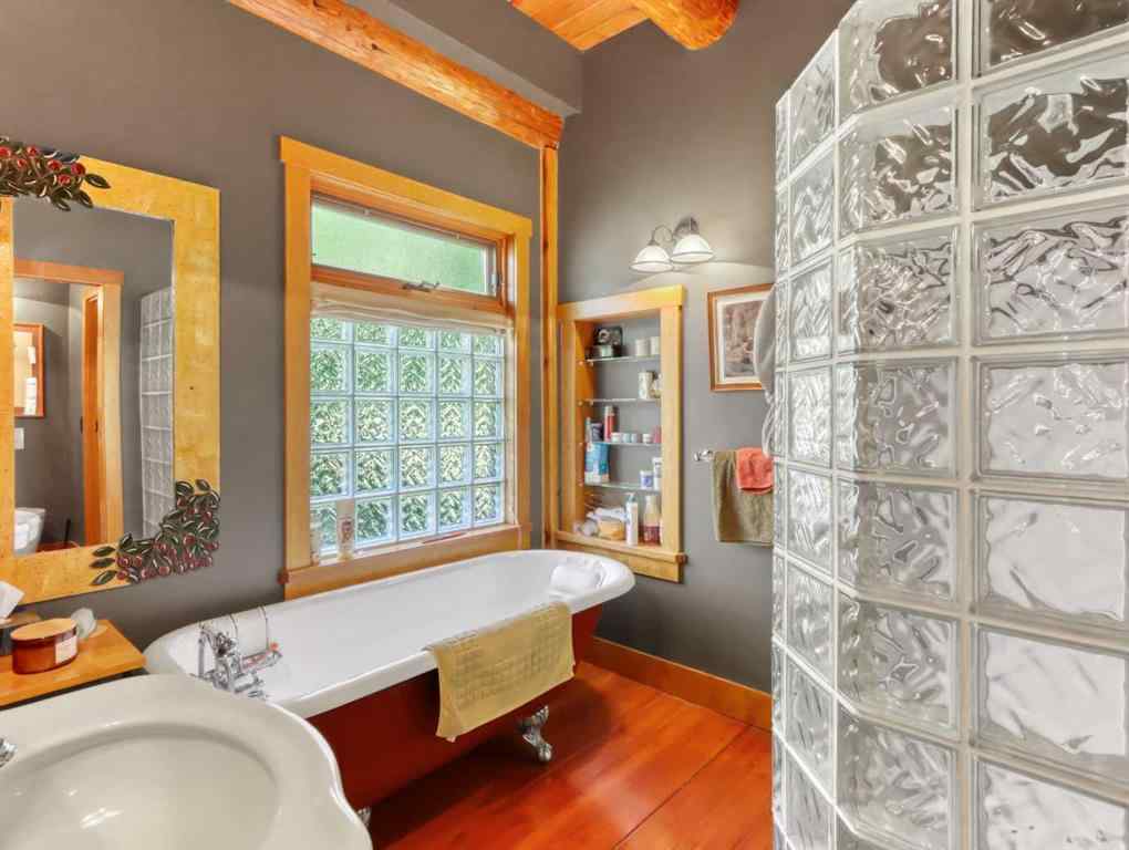 MLS® A2260273 - 15 Canyon Road  in Canyon Ridge Canmore, Residential