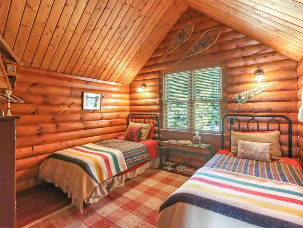 MLS® A2260273 - 15 Canyon Road  in Canyon Ridge Canmore, Residential