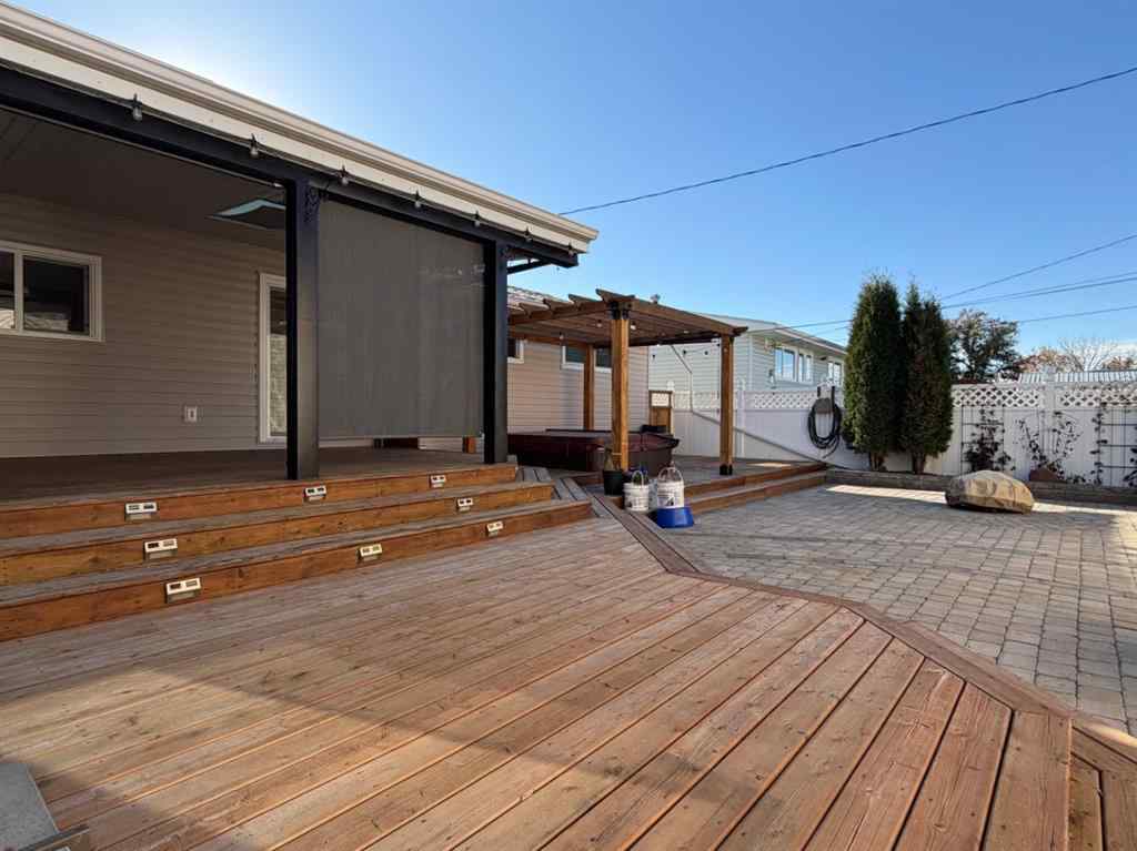 MLS® A2260285 - 409 12 Street E in Riverview Park Drumheller, Residential