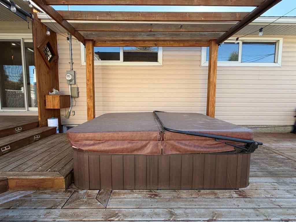 MLS® A2260285 - 409 12 Street E in Riverview Park Drumheller, Residential