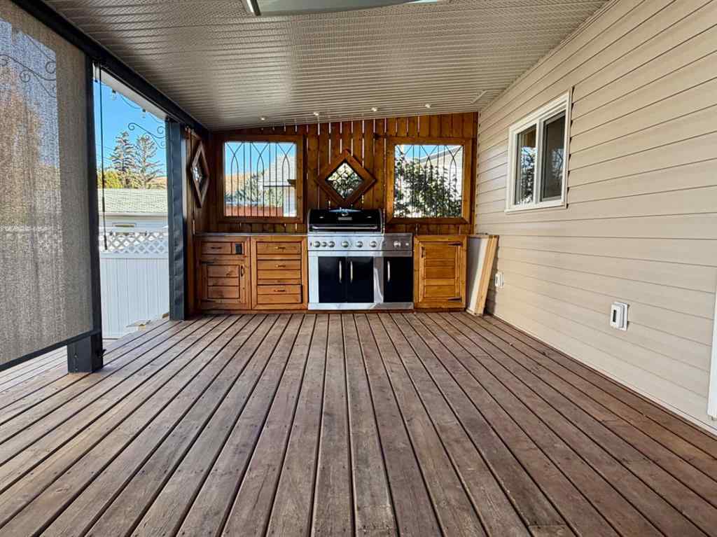 MLS® A2260285 - 409 12 Street E in Riverview Park Drumheller, Residential