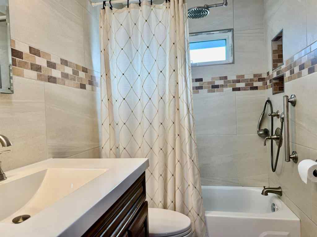 MLS® A2260285 - 409 12 Street E in Riverview Park Drumheller, Residential