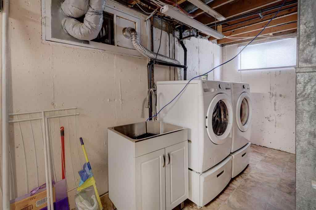 MLS® A2260285 - 409 12 Street E in Riverview Park Drumheller, Residential