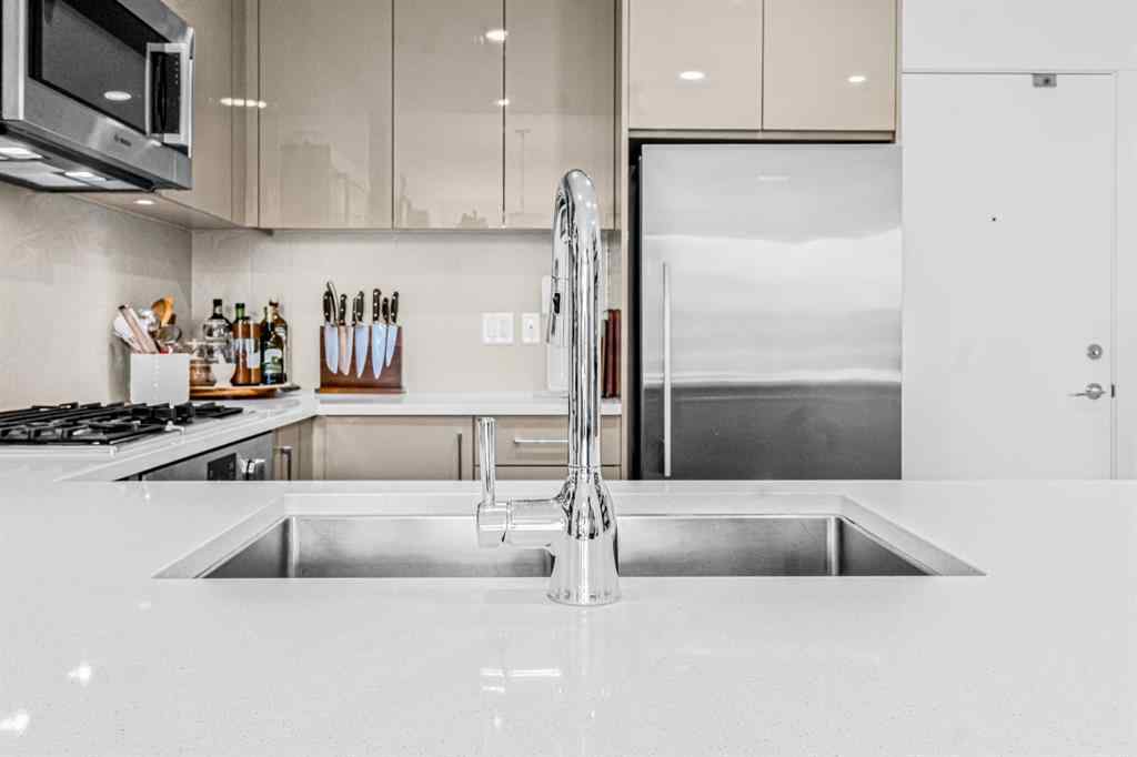 MLS® A2260286 - Unit #607 301 10 Street NW in Hillhurst Calgary, Residential