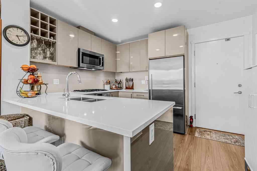 MLS® A2260286 - Unit #607 301 10 Street NW in Hillhurst Calgary, Residential