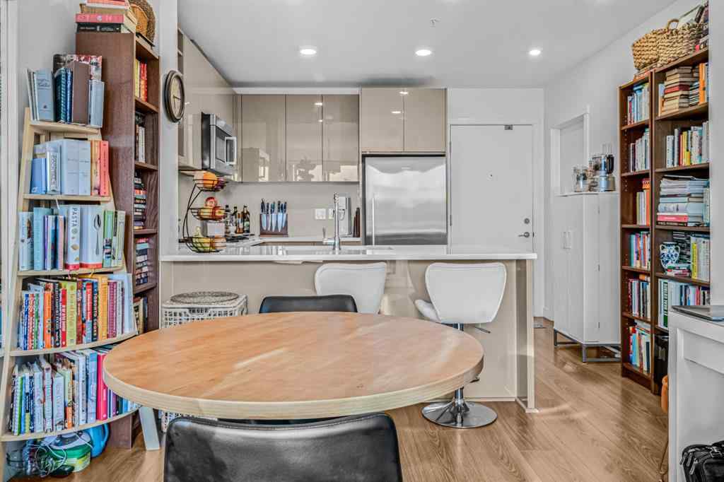 MLS® A2260286 - Unit #607 301 10 Street NW in Hillhurst Calgary, Residential