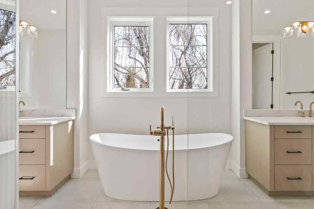 MLS® A2260297 - 2013 34 Street SW in Killarney/Glengarry Calgary, Residential