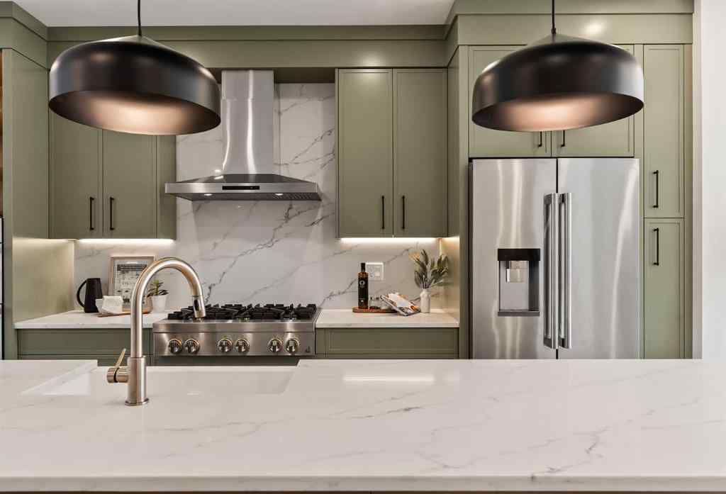 MLS® A2260299 - 2015 34 Street SW in Killarney/Glengarry Calgary, Residential