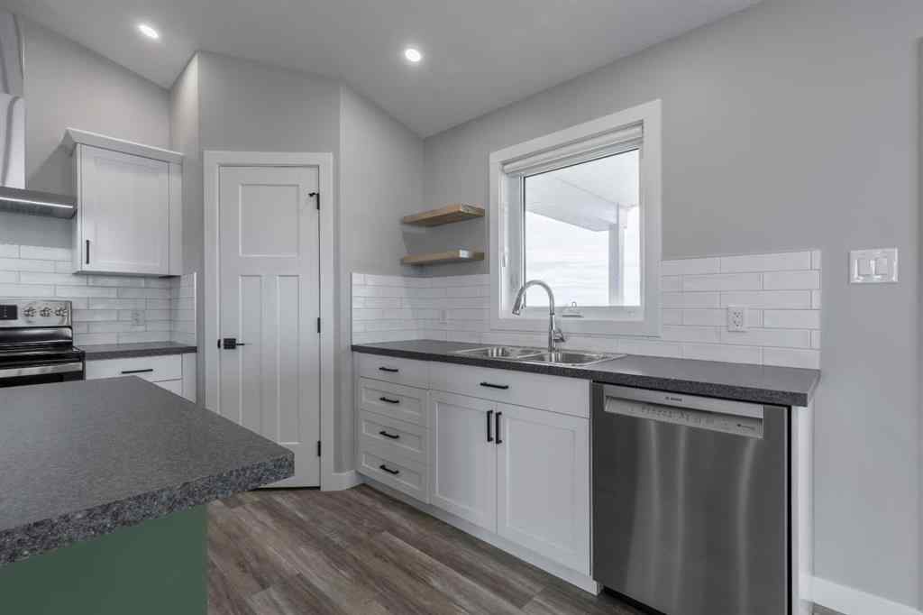 MLS® A2260303 - 332 9 Street N in NONE Picture Butte, Residential