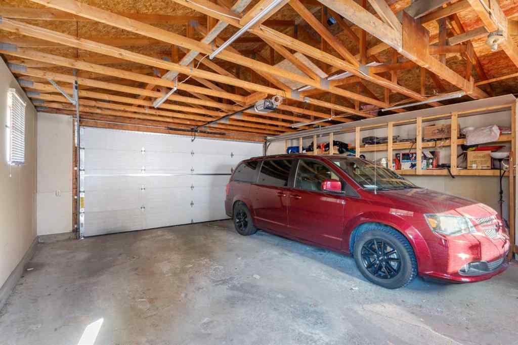 MLS® A2260304 - 6108 28 Avenue NE in Pineridge Calgary, Residential