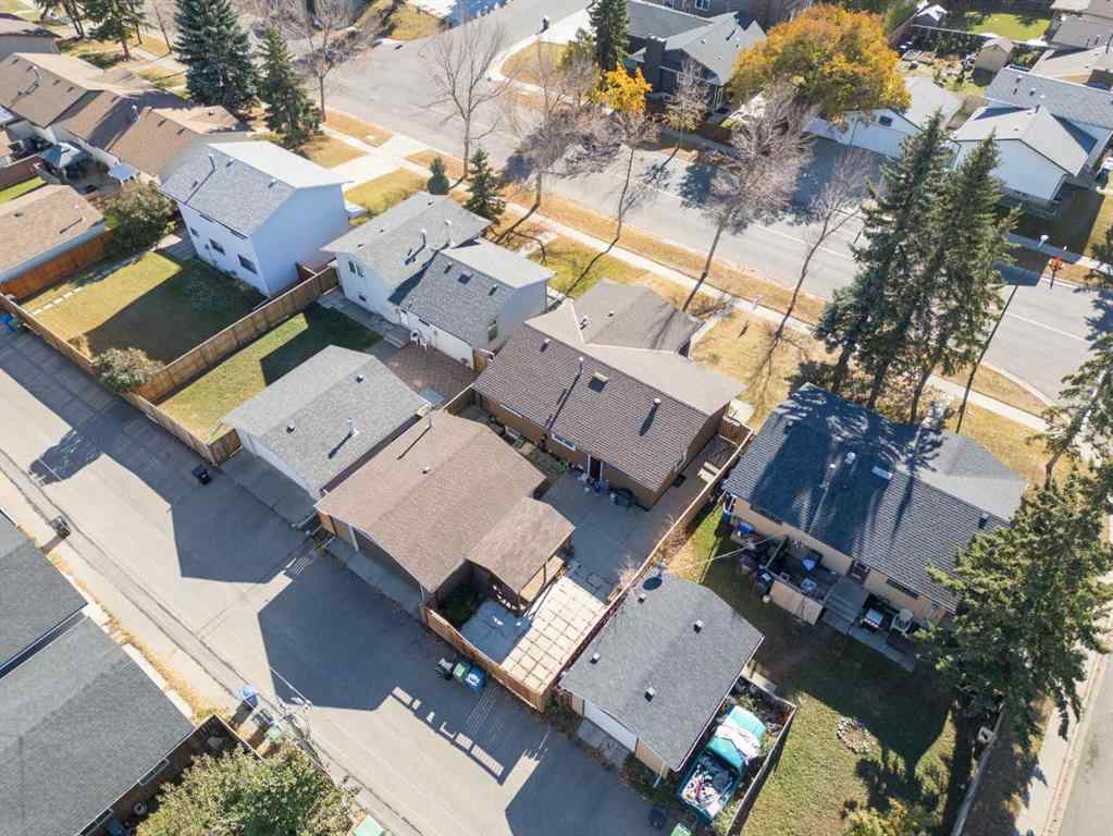 MLS® A2260304 - 6108 28 Avenue NE in Pineridge Calgary, Residential