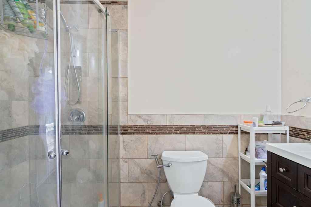 MLS® A2260304 - 6108 28 Avenue NE in Pineridge Calgary, Residential