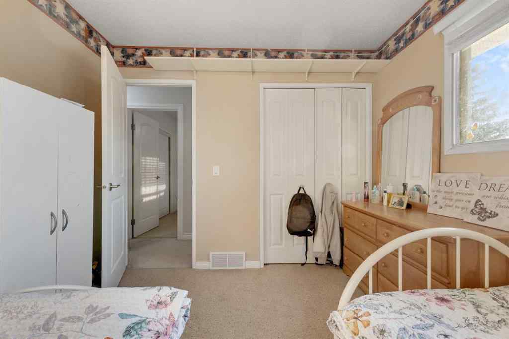 MLS® A2260307 - 12 Templehill Bay NE in Temple Calgary, Residential