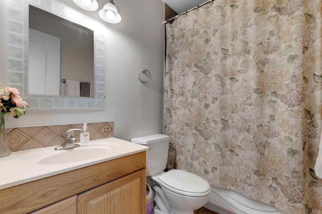 MLS® A2260307 - 12 Templehill Bay NE in Temple Calgary, Residential